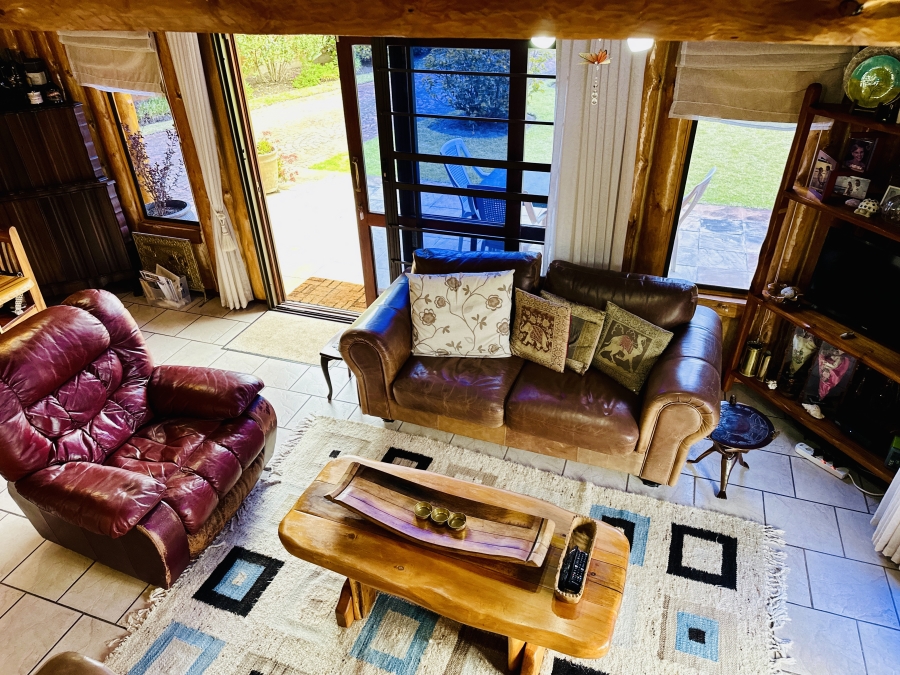 2 Bedroom Property for Sale in The Island Western Cape